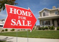 Should You Sell Your House by Yourself or by a Real Estate Agent?